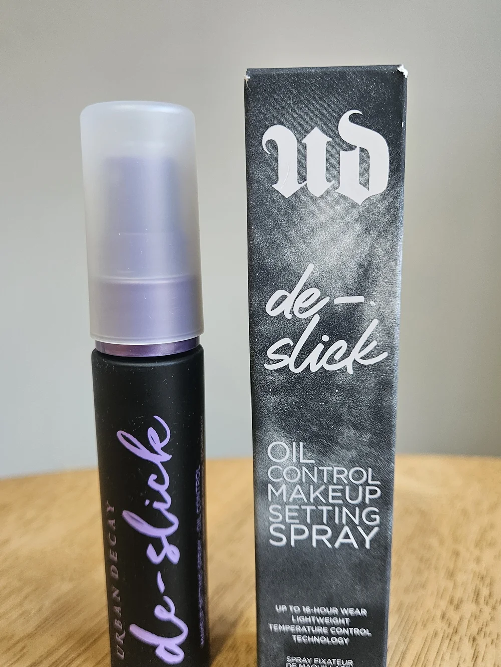WUrban Decay De-Slick Makeup Setting Spray New